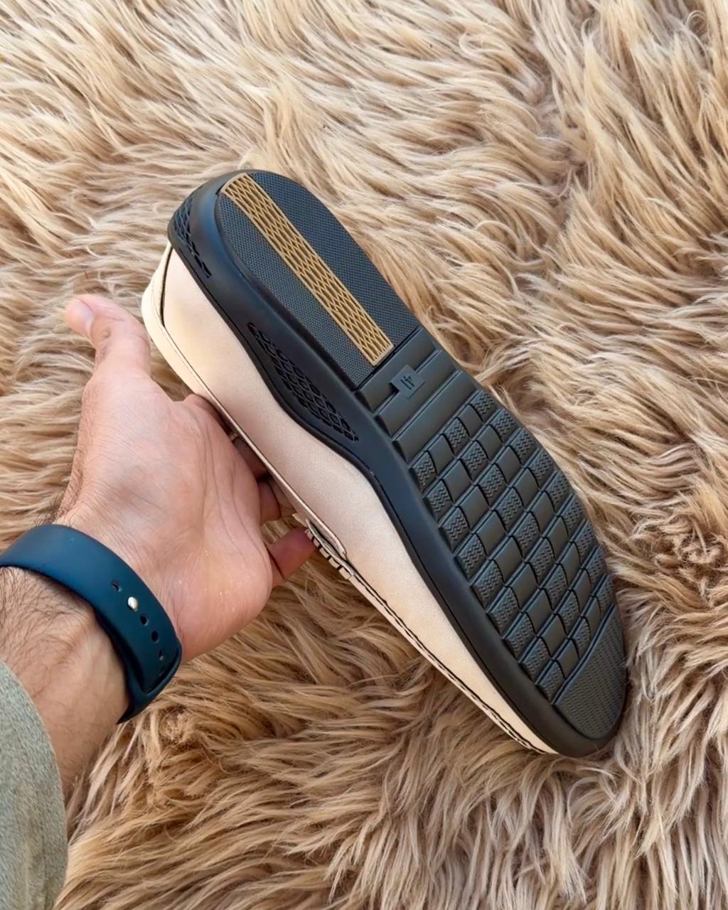 Gentleman Series W222