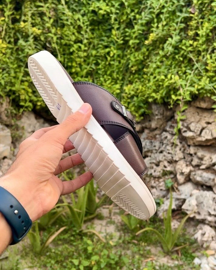 Vintage Brown Slide (201)