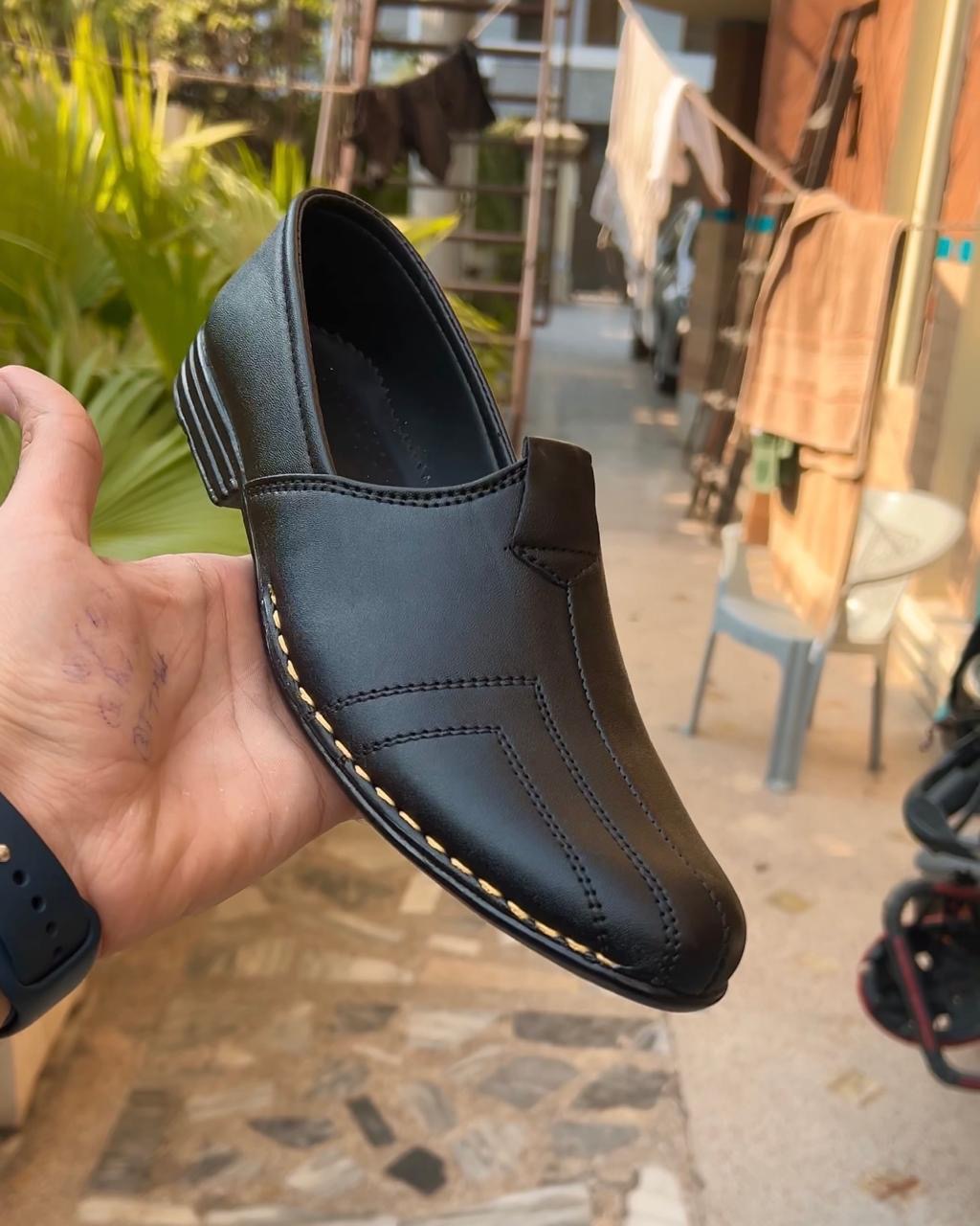 Black Khussa | 40% OFF | Very Reasonable Price